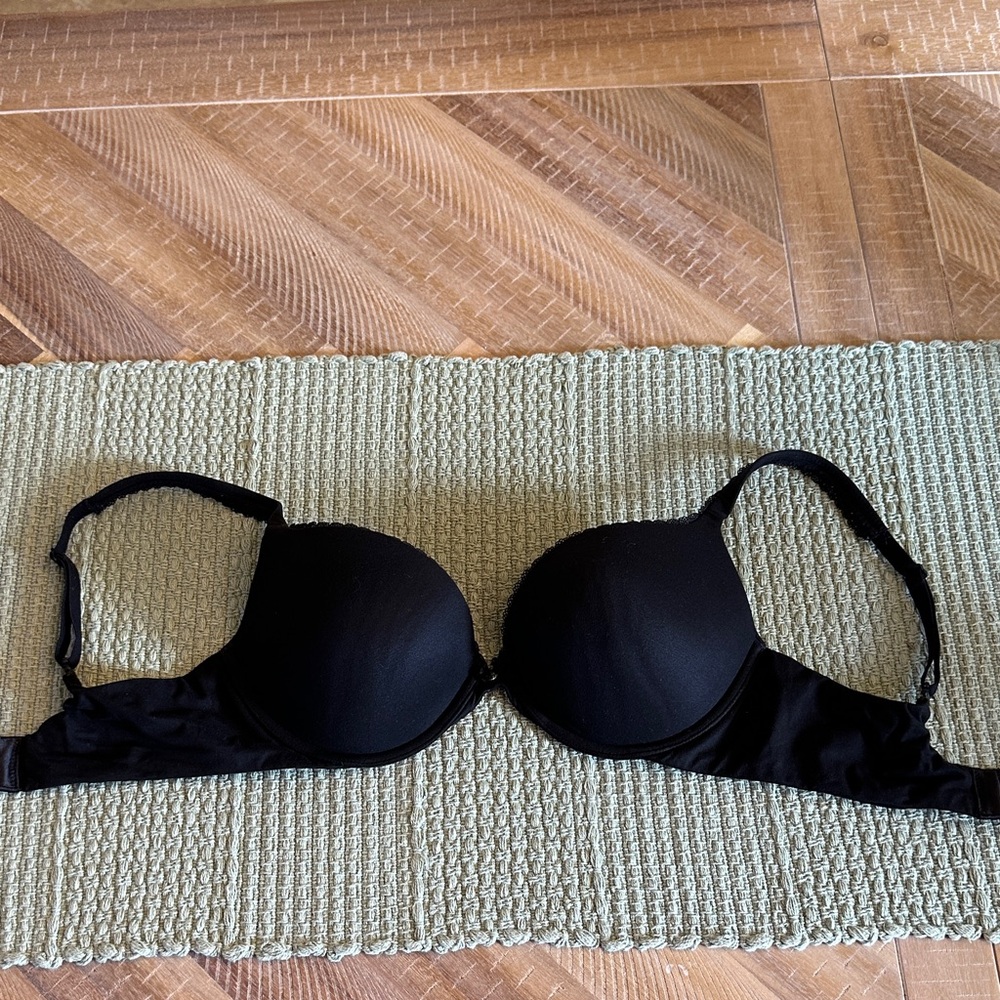 Victoria's Secret Classic Black Bra